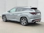 Hyundai Tucson 1.6 T-GDI PHEV N Line Sky 4WD / Afn. Trekhaak ( 1350 ) / Fabrieksgarantie tot 12-2027 / Panoramadak - Schuif&Kanteldak / Dealer Onderhouden / Elektrische stoelen + Memory / Stoel Verwarming & Verkoeling / Stuurwiel Verwarming / 360 Camera / Dodehoek Detectie / Navigatie / Apple Carplay & Android Auto / DAB / Achterbank Verwarming /