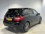 Mercedes-Benz B-klasse 250 Prestige | Navigatie | LM Velgen 18" | Voorstoelen Verwarmd | Trekhaak Uitklapbaar | Cruise Control | Bluetooth | Airco |