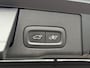 Volvo XC60 2.0 T8 Twin Engine AWD R-Design | Adaptieve Cruise Control | BLIS | Luchtvering | 21'' | Stoelventilatie | Head up Display | Panoramisch Schuifdak | Stoelverwarming | Stuurverwarming |