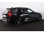 Volvo XC60 T8 Recharge AWD Plus Black Edition - LONG RANGE - Luchtvering - Panorama/schuifdak - IntelliSafe Assist & Surround - 360º Camera - Harman/Kardon audio - Adaptieve LED koplampen - Verwarmde voorstoelen, stuur & achterbank - Parkeersensoren voor & achter - Elektr. bedienb. voorstoelen met geheugen - Draadloze tel. lader - Extra getint glas - Elektr. inklapbare trekhaak - 21' LMV