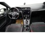 Volkswagen Golf 2.0 TSI GTI Performance PANO VIRTUAL KEYLESS