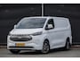 Ford E-Transit Custom L1H1 218Pk Aut. | Elektrisch | 71 kWh | Limited 320 | Pro Power Onboard | Achteruitrijcamera | Trekhaak | 17''