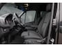 Mercedes-Benz Sprinter 4x4 319Cdi 190Pk 9G-tronic | L2H2 | Dubbele Cabine | 2x Schuifdeur | 4WD | AWD | Bullbar | Treeplanken | 18'' All Terrain | Obsidian Black