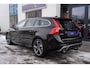 Volvo V60 2.4 D6 Twin Engine R-Design|2e eig.|Pano|Standkachel|Harman Kardon|Trekhaak|Dealer onderhouden