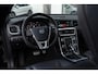 Volvo V60 2.4 D6 Twin Engine R-Design|2e eig.|Pano|Standkachel|Harman Kardon|Trekhaak|Dealer onderhouden