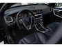 Volvo V60 2.4 D6 Twin Engine R-Design|2e eig.|Pano|Standkachel|Harman Kardon|Trekhaak|Dealer onderhouden