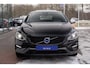 Volvo V60 2.4 D6 Twin Engine R-Design|2e eig.|Pano|Standkachel|Harman Kardon|Trekhaak|Dealer onderhouden