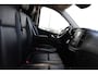 Mercedes-Benz Vito 119 CDI L2 Black Edition Camera, Cruise, LED, Stoelverwarming, Standkachel, Leder, 190pk, Automaat, Trekhaak, Uniek!