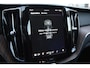 Volvo XC60 2.0 T8 Plug-in hybrid AWD Ultimate Bright Luchtvering / Panoramadak / HK
