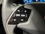 Kia Niro EV Edition Advanced 64.8 kWh | Trekhaak Afneembare Kogel + 7-Polige Stekker | Elektrisch Verstelbare Bestuurdersstoel | Licht + Regensensor | Stoel + Stuurverwarming | Parkeersensoren Voor + Achter | Camera Achter | Cruise Control Adaptief