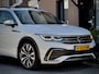 Volkswagen Tiguan 1.5 TSI AUT7 ELEGANCE R-LINE NW-MODEL!! PANODAK NAVI CAMERA DIGI-DASH APPLE-CARPLAY 1Q-DRIVE LED LMV PDC