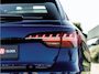 Audi A4 Avant 40 TFSI S edition PANO RS SCHAALSTOEL BLACK OPTIC 20 INCH CAMERA TREKHAAK BOMVOL!!
