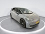 Volkswagen ID.3 Black Edition 52 kWh · SOH  100% · Apple/Android Car Play · P-Sensoren · Sfeerverlichting · 19'' Inch · Garantie t/m 18-04-2027 of 100.000km