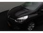 Renault Clio 0.9 TCe Zen 2016 | Airco | Navigatie | Cruse Control | DAB Radio | Parkeersensoren | Stuurwiel Bediening | Lichtmetalen Velgen | Boekjes | 2 Sleutels | Nationale Autopas