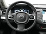 Volvo XC90 T8 Recharge AWD R-Design Plug In Hybrid 7 Persoon 394pk Dealer O.H. PHEV | Luchtvering |Trekhaak Af Fabriek | Panodak | Adaptive Cruise | Harman & Kardon | Lederen Sportstoelen Memory & Verwarmd | Keyless | Stuur Verwarmd | Virtual | Blis | Navigatie | DAB |