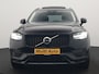 Volvo XC90 T8 Recharge AWD R-Design Plug In Hybrid 7 Persoon 394pk Dealer O.H. PHEV | Luchtvering |Trekhaak Af Fabriek | Panodak | Adaptive Cruise | Harman & Kardon | Lederen Sportstoelen Memory & Verwarmd | Keyless | Stuur Verwarmd | Virtual | Blis | Navigatie | DAB |