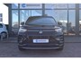 Volkswagen Tayron R-Line Edition | Trekhaak inklapbaar | 'App-Connect' draadloze smartphone integratie | Automatische afstandsregeling (Adaptive Cruise Control) | Buitenspiegels elektrisch instel-, verwarm- en inklapbaar