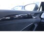 Volkswagen Tayron R-Line Edition | Trekhaak inklapbaar | 'App-Connect' draadloze smartphone integratie | Automatische afstandsregeling (Adaptive Cruise Control) | Buitenspiegels elektrisch instel-, verwarm- en inklapbaar