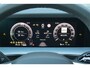 Volkswagen Tayron R-Line Edition | Trekhaak inklapbaar | 'App-Connect' draadloze smartphone integratie | Automatische afstandsregeling (Adaptive Cruise Control) | Buitenspiegels elektrisch instel-, verwarm- en inklapbaar