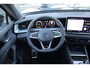 Volkswagen Tayron R-Line Edition | Trekhaak | 'App-Connect' draadloze smartphone integratie | Automatische afstandsregeling (Adaptive Cruise Control) | Black Style Pakket