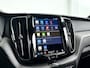 Volvo XC60 T6 Plug-in hybrid AWD R-Design | Panoramadak | Parkeercamera | Harman Kardon | Stoel- en Stuurverwarming