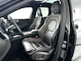Volvo XC60 T6 Plug-in hybrid AWD R-Design | Panoramadak | Parkeercamera | Harman Kardon | Stoel- en Stuurverwarming