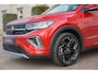 Volkswagen T-Cross 1.5 TSI R-Line Business TREKHAAK | CAMERA | KEYLESS | CARPLAY | ADAPTIVE | IQ LIGHTS