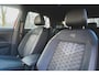 Volkswagen T-Cross 1.5 TSI R-Line Business TREKHAAK | CAMERA | KEYLESS | CARPLAY | ADAPTIVE | IQ LIGHTS