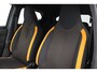 Toyota Aygo 1.0 VVT-i x-JBL | Apple Carplay / Android Auto | Cruise Control | Clima | JBL | Camera | 15 inch