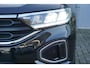 Volkswagen T-Roc 1.0 TSI 115pk Life Edition | Achteruitrijcamera | Side Assist | Stoelverwarming