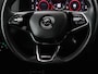 Skoda Karoq 1.5 TSI Sportline | Panoramadak | Trekhaak | Stoelverwarming | Camera | Carplay | Virtual Cockpit | Canton Sound | 19'' | Parkeerhulp | Navigatie | Sfeerverlichting | Cruise control | Stuurverwarming