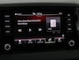 Skoda Karoq 1.5 TSI Sportline | Panoramadak | Trekhaak | Stoelverwarming | Camera | Carplay | Virtual Cockpit | Canton Sound | 19'' | Parkeerhulp | Navigatie | Sfeerverlichting | Cruise control | Stuurverwarming