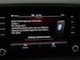 Skoda Karoq 1.5 TSI Sportline | Panoramadak | Trekhaak | Stoelverwarming | Camera | Carplay | Virtual Cockpit | Canton Sound | 19'' | Parkeerhulp | Navigatie | Sfeerverlichting | Cruise control | Stuurverwarming