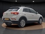 Volkswagen T-Roc 1.0 TSI Life Edition | Trekhaak | Carplay | Camera | ACC | Keyless |