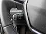 Peugeot 2008 SUV Allure 130pk Automaat | Navigatie | Achteruitrijcamera | Climate Control | Cruise Control | Parkeersensoren v+a | Draadloze Apple Carplay / Android Auto | Digitaal instrumentenpaneel | Armsteun | Elektrisch inklapbare spiegels | DAB+ radio | Led koplampen | Donker getint glas | 17" lichtmetalen velgen |