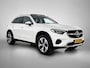 Mercedes-Benz GLC 300 e 4MATIC Plug-In Hybride Trekhaak | Panoramadak | Sfeerverlichting | Memory Voorstoelen | Stuur en Stoelverwarming. Inclusief 24 maanden MB Certified garantie voor Europa.