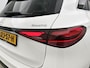 Mercedes-Benz GLC 300 e 4MATIC Plug-In Hybride Trekhaak | Panoramadak | Sfeerverlichting | Memory Voorstoelen | Stuur en Stoelverwarming. Inclusief 24 maanden MB Certified garantie voor Europa.