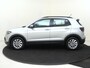 Volkswagen T-Cross 1.0 TSI Life | Stoelverwarming | CarPlay | Achteruitrijcamera | Adaptieve Cruise control | DAB radio | Parkeersensoren |