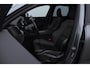 Volvo XC60 T8 390PK Automaat AWD R-Design / Adaptieve koplampen / BLIS /Adaptieve cruise control / Panoramadak / Apple carplay / Parkeersensoren met camera / Elektrische achterklep / Elektrische stoelen met geheugen / Stoel en stuurwielverwarming