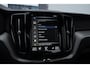 Volvo XC60 T8 390PK Automaat AWD R-Design / Adaptieve koplampen / BLIS /Adaptieve cruise control / Panoramadak / Apple carplay / Parkeersensoren met camera / Elektrische achterklep / Elektrische stoelen met geheugen / Stoel en stuurwielverwarming