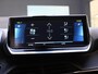 Peugeot e-2008 SUV Allure 50 kWh | Schuifdak | Keyless Entry | Stoelverwarming | 18 inch Velgen