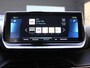 Peugeot e-2008 SUV Allure 50 kWh | Schuifdak | Keyless Entry | Stoelverwarming | 18 inch Velgen