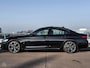 BMW 5-Serie 520i High Executive Edition M Sport Schuifdak M Multifunctionele Stoelen CoPilot Pack HUD Rondomzicht Camera Keyless Trekhaak 20"