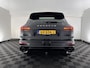 Porsche Cayenne 3.0 S E-Hybrid Black-Edition Aut. *PANO | LEATHER | FULL-LED | AIRSUSPENSION | BLINDSPOT | MEMORY-PACK | SPORTCHRONO-PACK | BOSE-SOUND | NAVI-FULLMAP | CAMERA | ADAPTIVE-CRUISE | SHIFTPADDLES | DAB | TOWBAR | 21"ALU*