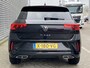 Volkswagen T-Roc 1.5 TSI R-Line Business / Digitaal dashboard /  Pano / Camera / Parkeersensoren V+A / Navigatie / Lichtmetaal 18 inch / **