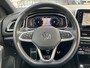 Volkswagen T-Roc 1.5 TSI R-Line Business / Digitaal dashboard /  Pano / Camera / Parkeersensoren V+A / Navigatie / Lichtmetaal 18 inch / **