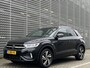 Volkswagen T-Roc 1.5 TSI R-Line Business / Digitaal dashboard /  Pano / Camera / Parkeersensoren V+A / Navigatie / Lichtmetaal 18 inch / **