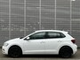 Volkswagen Polo 1.0 TSI Comfortline / Navigatie / App connect / Parkeersensoren V+A / Adaptive cruise controle / Airco / **