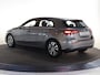 Mercedes-Benz A-klasse 180 Star Edition | Voorstoelen verwarmd | Achteruitrijcamera | LED-koplampen