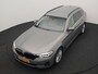 BMW 5-Serie Touring 530e Sportline PHEV 293pk Dealer O.H Bernina Grau Metallic | Trekhaak Afn. | M Sportstuur | Camera | Lederen Sportstoelen Verwarmd | Cruise Control | BMW LED | Hifi Sound | Apple Carplay | Navigatie | Virtual | DAB | Plug In Hybrid